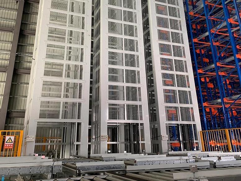 warehouse_elevators.jpg warehouse_elevators.jpg